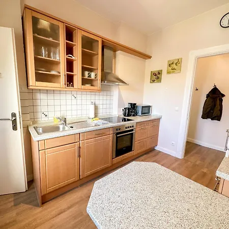 Apartment Strandbude 1 - Doese *
